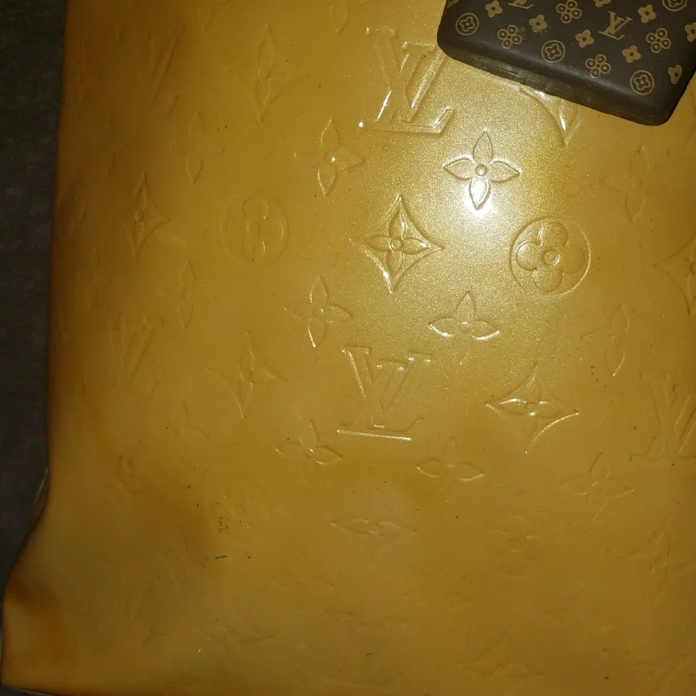 Louis Vuitton Mustard Yellow Embossed Tote - Picture 3 of 12